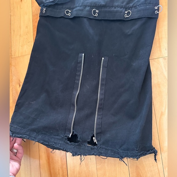 TRIPP NYC Wide Leg Baggy Chain Pant - Picture 15 of 16